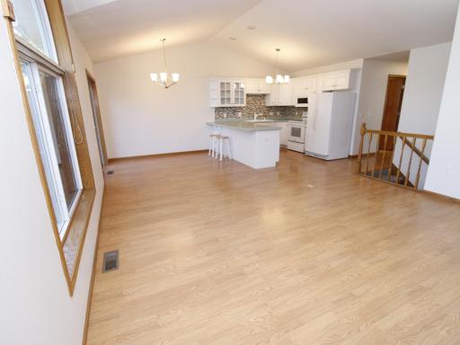 410 Lee Street, B, Durand, WI 54736