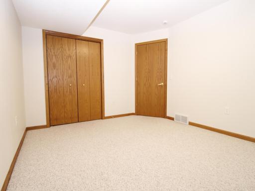 410 Lee Street, B, Durand, WI 54736