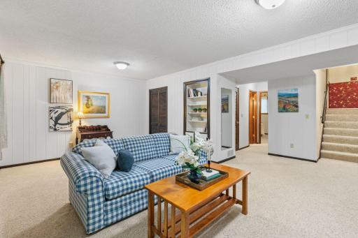45 River Woods Lane, Burnsville, MN 55337