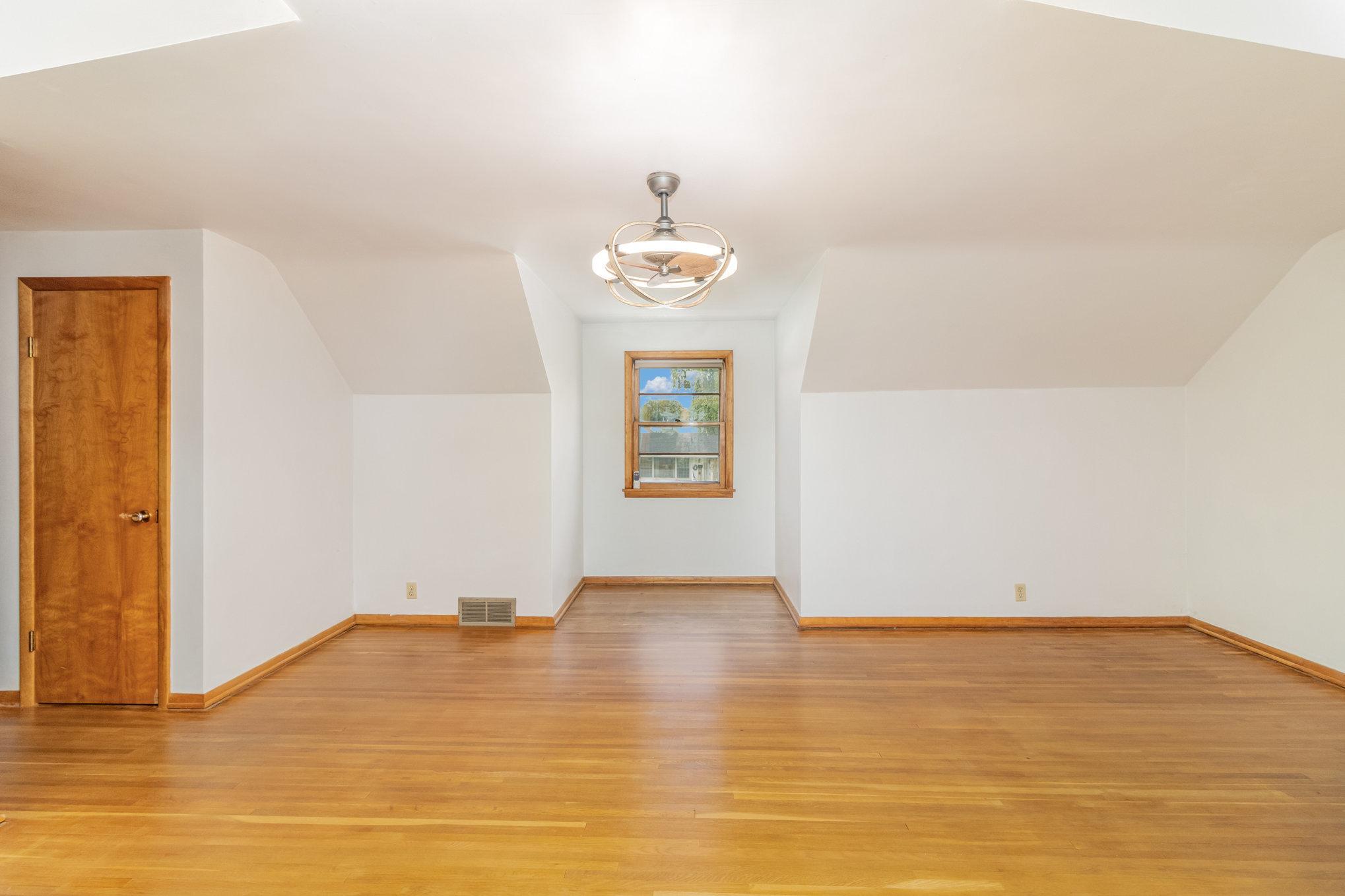 Plenty of room for beds & desks or just use as a studio or office!
