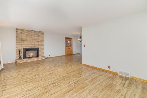 101 Sunrise Avenue N, New Prague, MN 56071