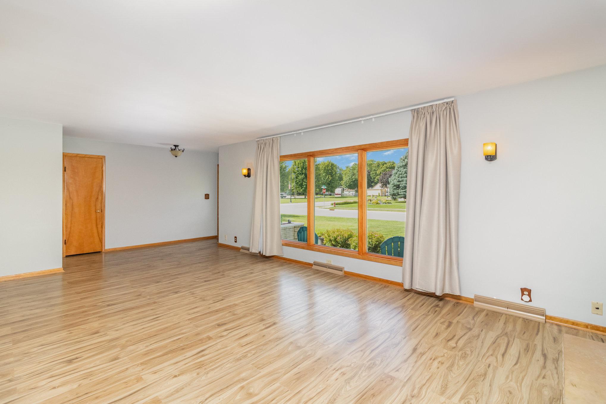 Brand new engineered flooring installed!