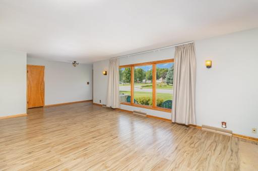 101 Sunrise Avenue N, New Prague, MN 56071