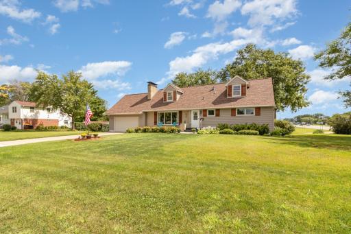 101 Sunrise Avenue N, New Prague, MN 56071
