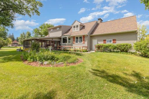 101 Sunrise Avenue N, New Prague, MN 56071