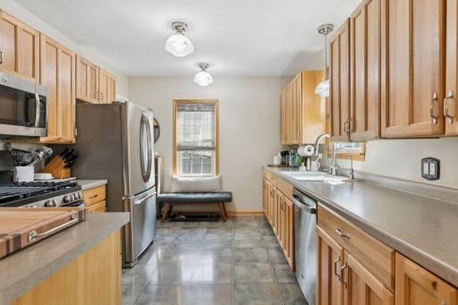 561 Cretin Avenue S, Saint Paul, MN 55116