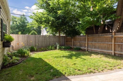 561 Cretin Avenue S, Saint Paul, MN 55116