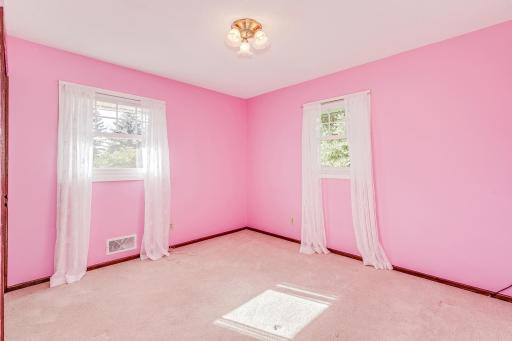 4244 Mcmenemy Street, Saint Paul, MN 55127