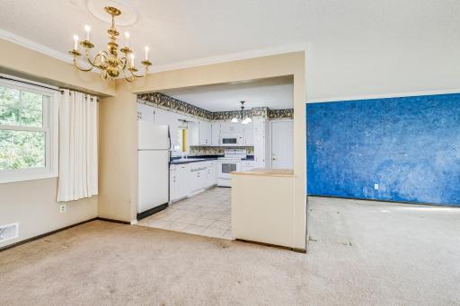 4244 Mcmenemy Street, Saint Paul, MN 55127