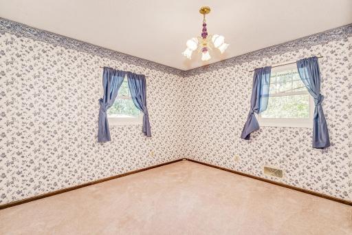 4244 Mcmenemy Street, Saint Paul, MN 55127