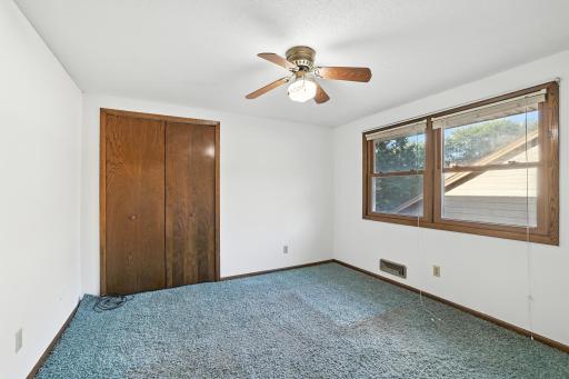 1281 Carlson Lake Lane, Eagan, MN 55123
