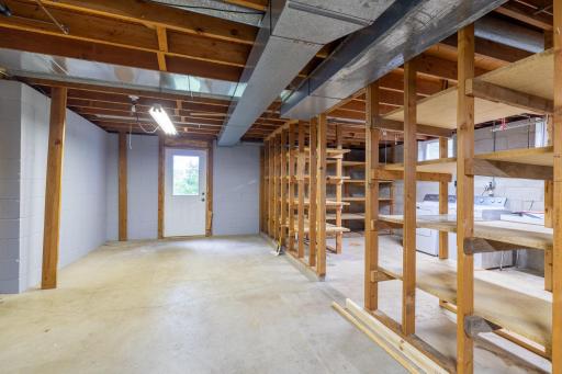 1281 Carlson Lake Lane, Eagan, MN 55123