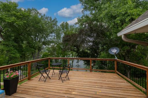 1281 Carlson Lake Lane, Eagan, MN 55123