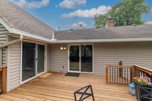 1281 Carlson Lake Lane, Eagan, MN 55123