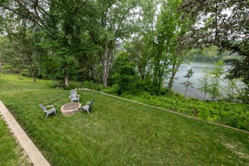 1281 Carlson Lake Lane, Eagan, MN 55123