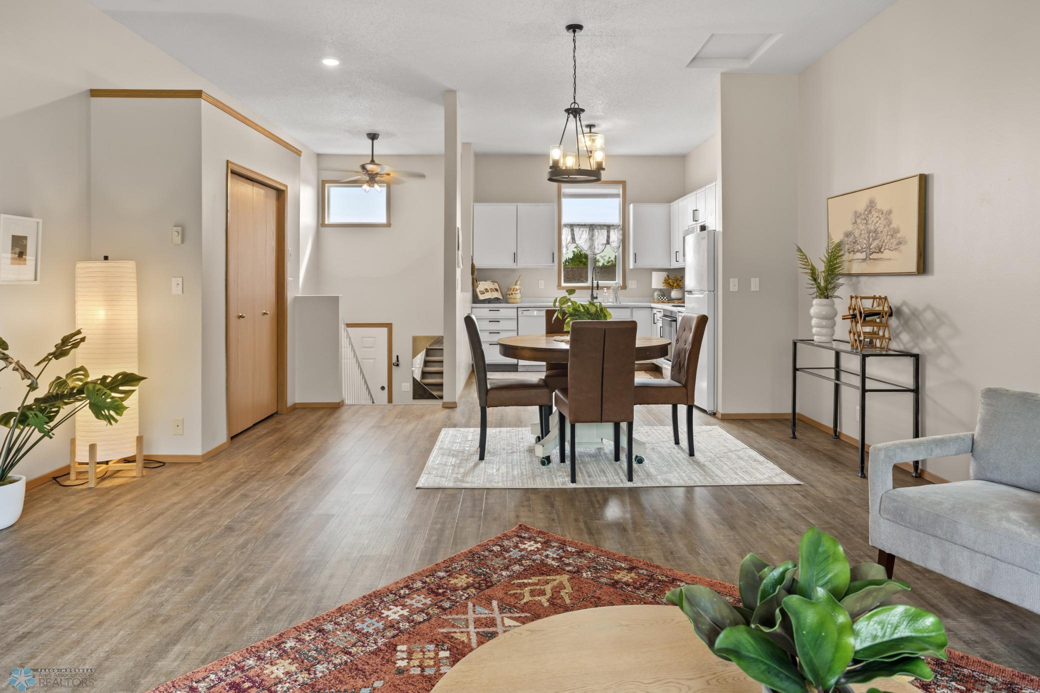 Dining/Kitchen View