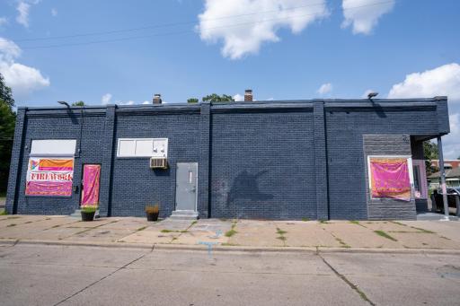 Minneapolis, MN 55412