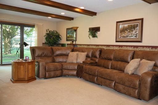 901 S Lafayette Avenue, Fulda, MN 56131
