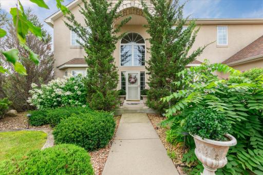 06-17949 Strawberry Ct, Eden Prairie, MN 55347_6.jpg