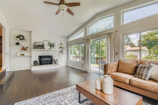 1479 17th Avenue NW, Saint Paul, MN 55112