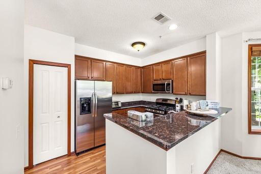 17293 72nd Avenue N, 1901, Maple Grove, MN 55311