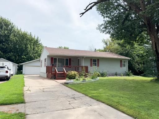 606 Morningside Drive, Worthington, MN 56187