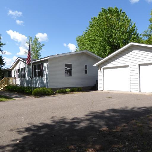 204 Sullivan Avenue S, Hinckley, MN 55037
