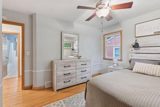 401 Jackson Avenue S, Hopkins, MN 55343