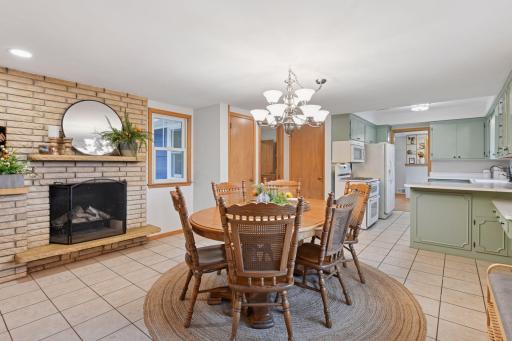 401 Jackson Avenue S, Hopkins, MN 55343