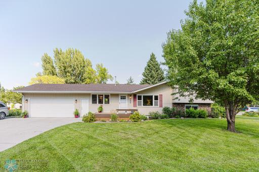 1656 W Gateway Cir S, Fargo, ND, 58103-46.jpg