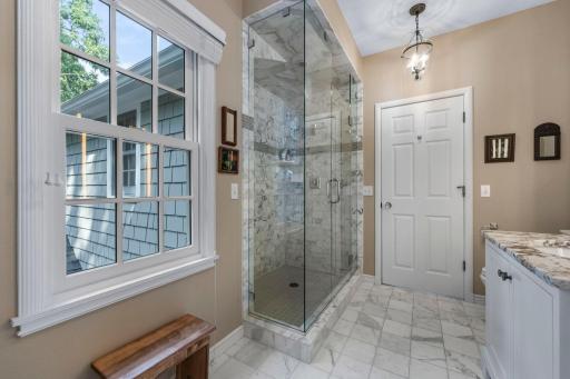 532 Janalyn Circle, Minneapolis, MN 55416