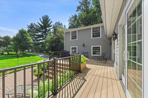 532 Janalyn Circle, Minneapolis, MN 55416