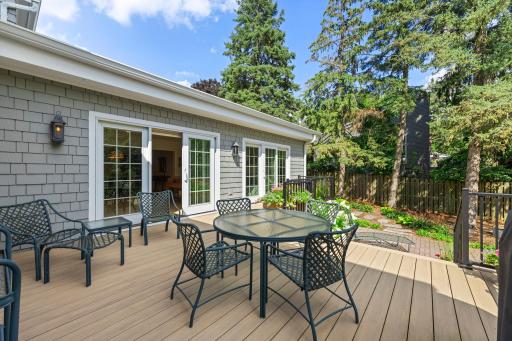 532 Janalyn Circle, Minneapolis, MN 55416