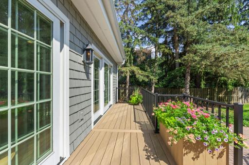 532 Janalyn Circle, Minneapolis, MN 55416
