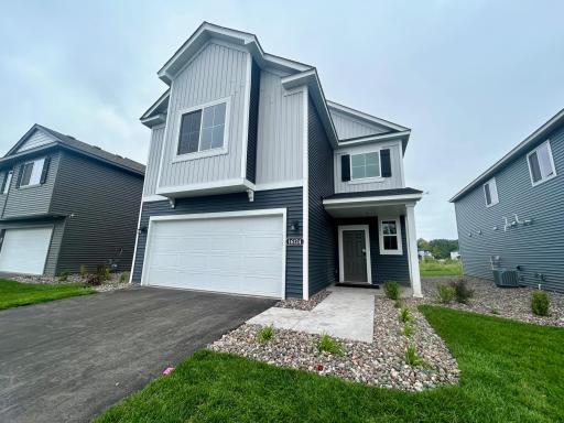 16124 Finale Avenue N, Hugo, MN 55038