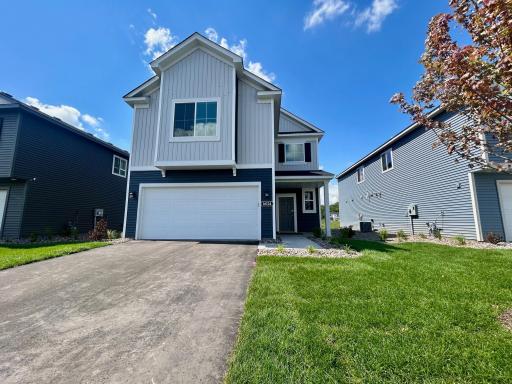 16124 Finale Avenue N, Hugo, MN 55038