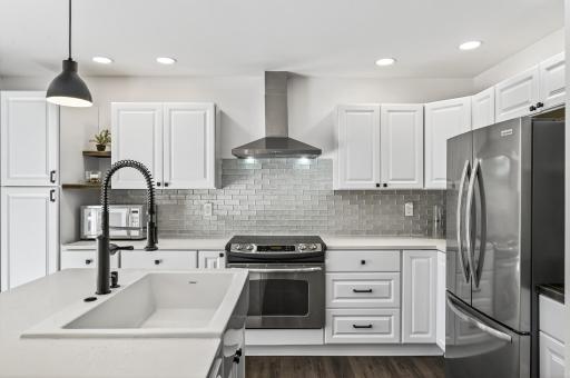 1601 Amy Lane, Brooklyn Center, MN 55430