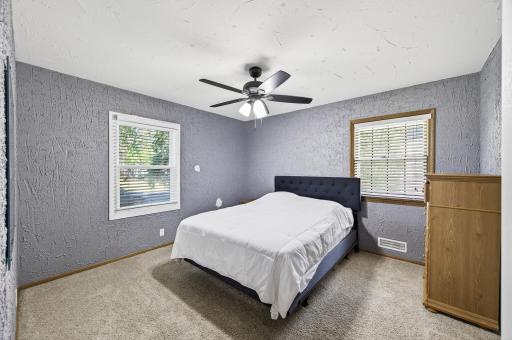 2nd bedroom - Hardwood floor under carpet