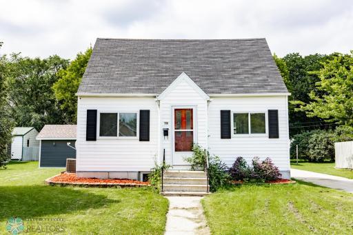 709 13th Street N, Moorhead, MN 56560