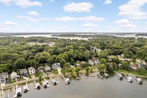 3405 Crystal Bay Road, Wayzata, MN 55391