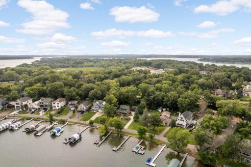 3405 Crystal Bay Road, Wayzata, MN 55391