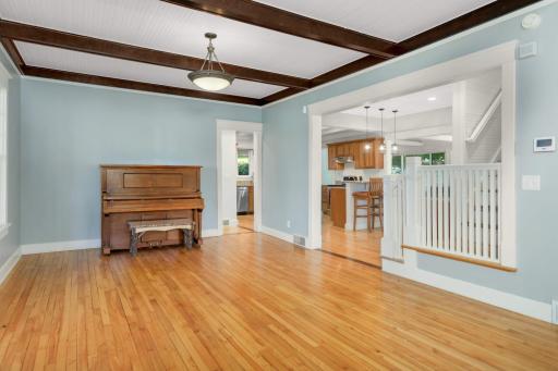 3405 Crystal Bay Road, Wayzata, MN 55391