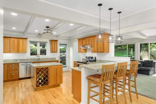 3405 Crystal Bay Road, Wayzata, MN 55391