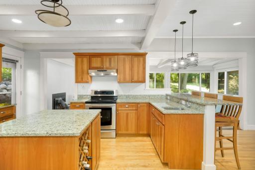 3405 Crystal Bay Road, Wayzata, MN 55391