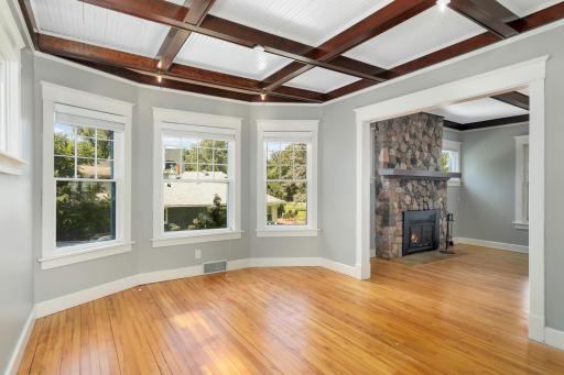 3405 Crystal Bay Road, Wayzata, MN 55391