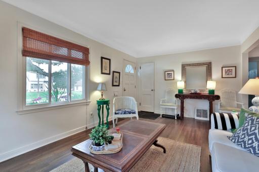 4546 Vincent Avenue N, Minneapolis, MN 55412