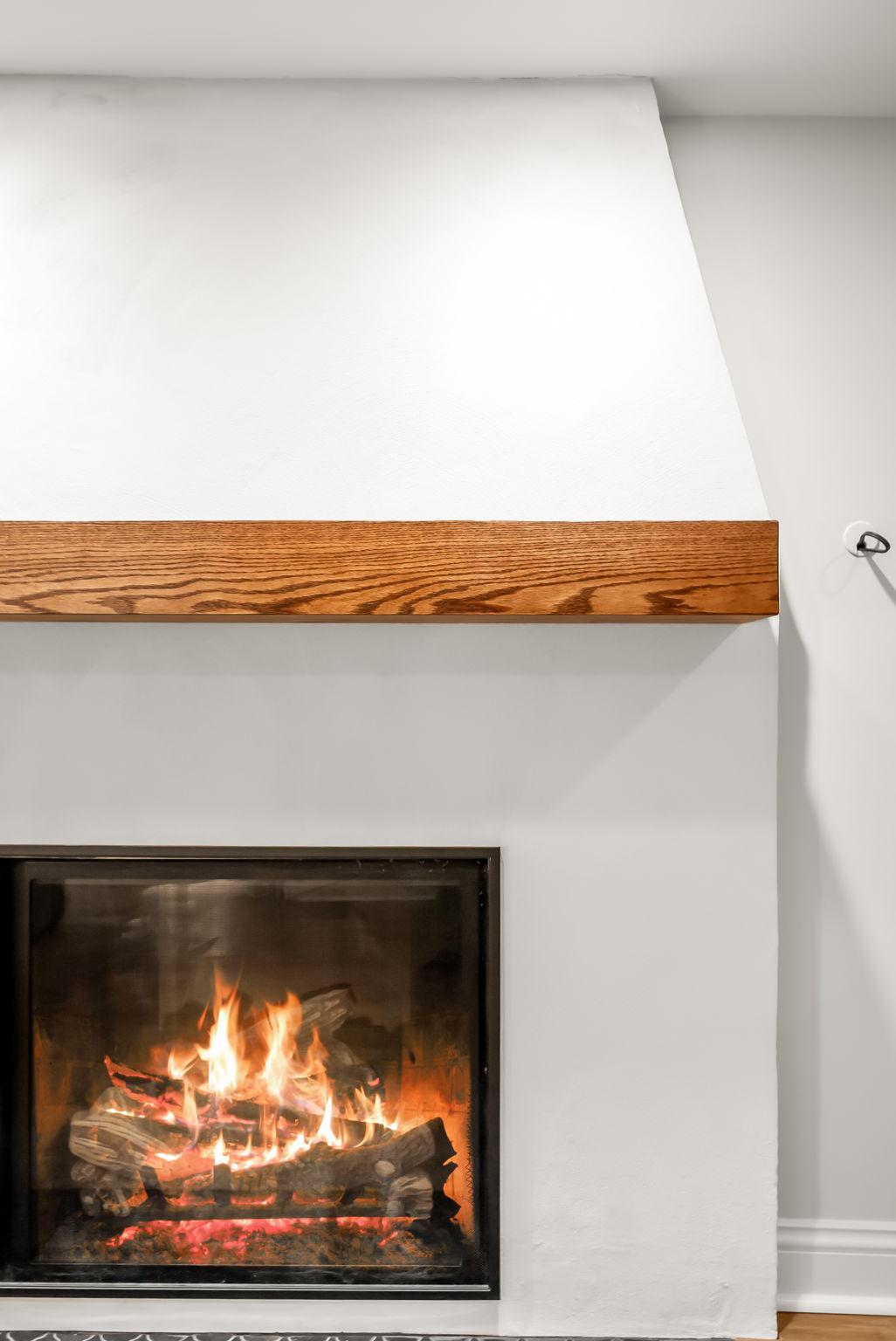 Detail view of the gas fireplace.