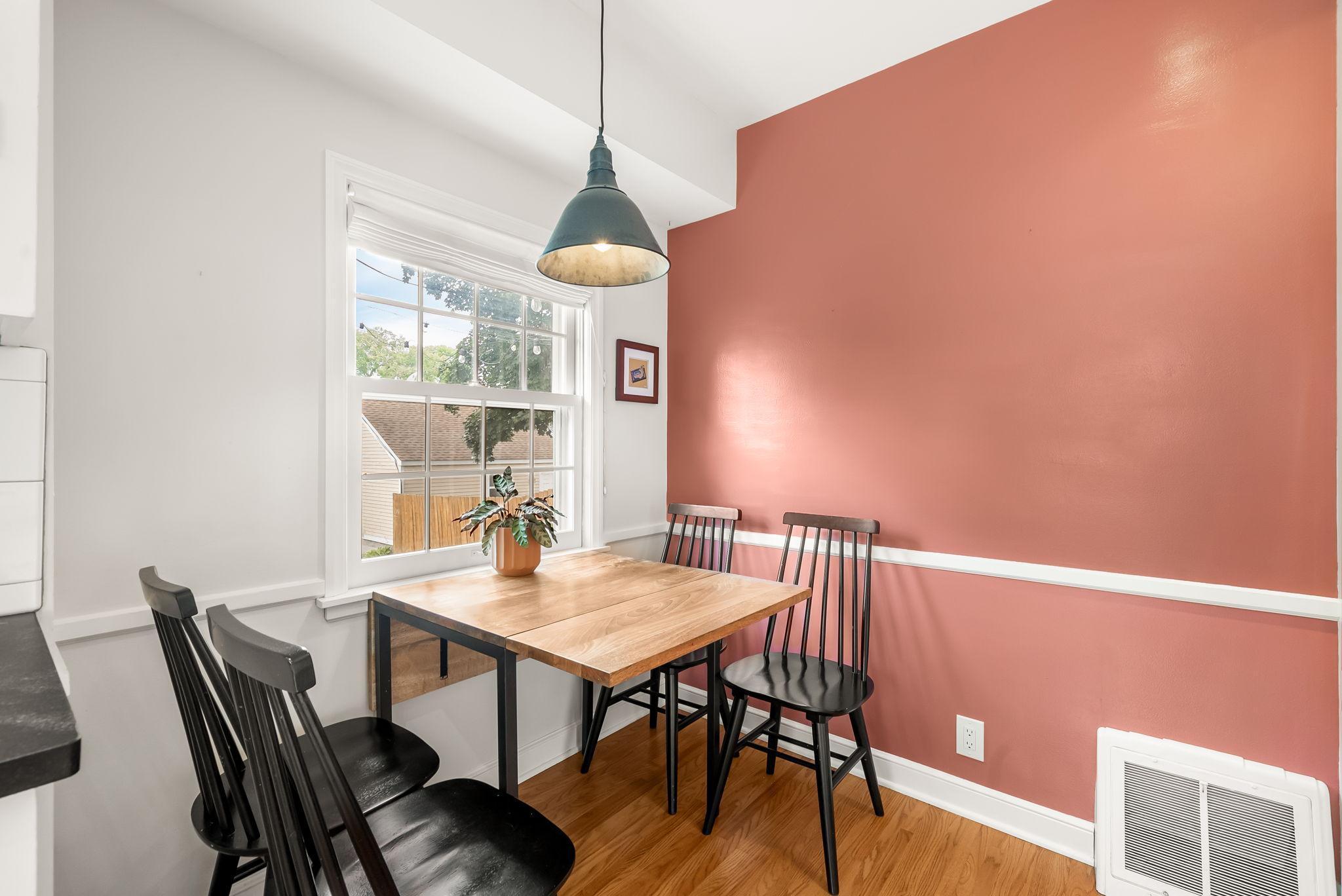 The kitchen has an informal eat-in dining space.