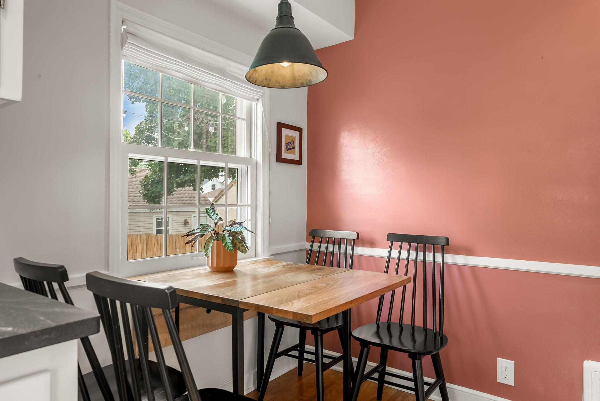 Eat-in dining space.