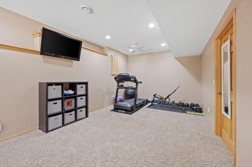 13554 Aspen Drive, Rogers, MN 55374